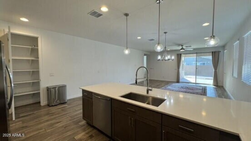 E063E7DA-DB3D-4468-84D0-3A052898D418_4_5