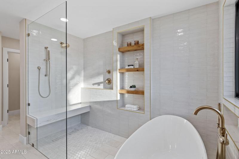 8436 N Vía Linda-16