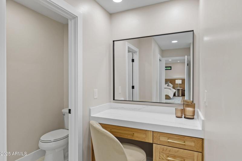 8436 N Vía Linda-17