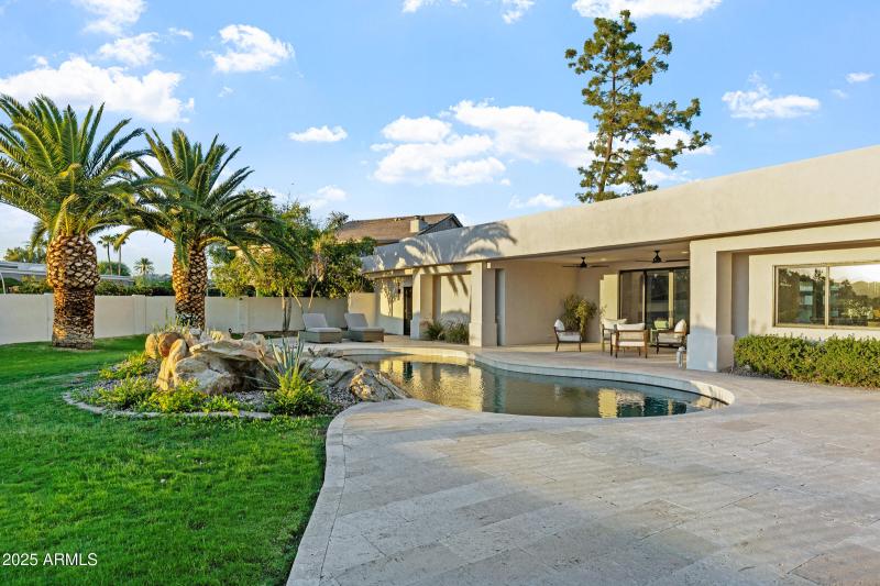 8436 N Vía Linda-38