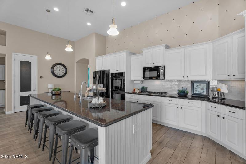 15-web-or-mls-Gardenia-17