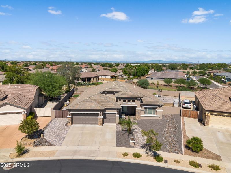 64-web-or-mls-DJI_0837