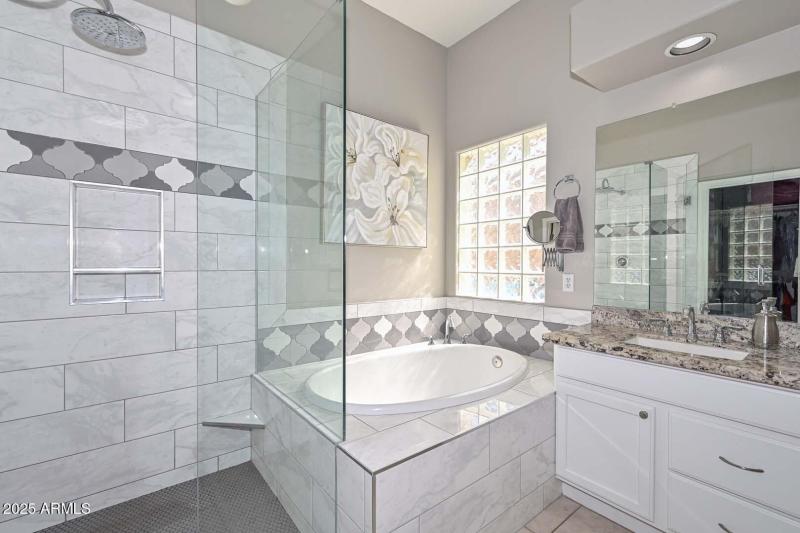 Primary Bath-Garden Tub