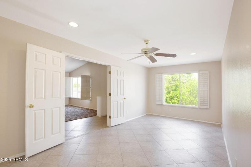 thumbnail_Marconi Ave REPLACEMENT (18)