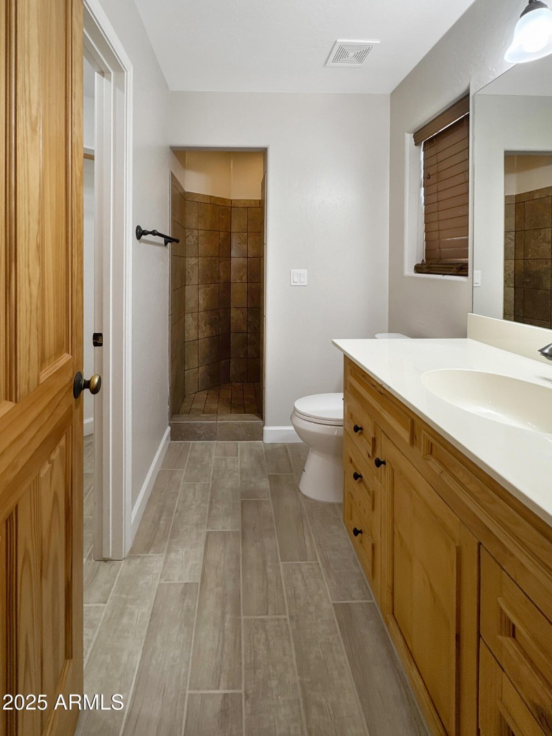 17 - Master Bathroom