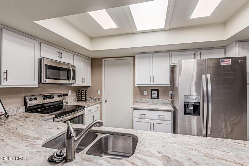 incredible sky light