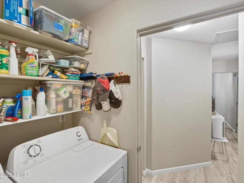 Laundry Room2
