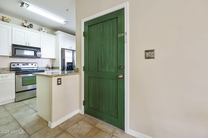 41-web-or-mls-_TM_9780