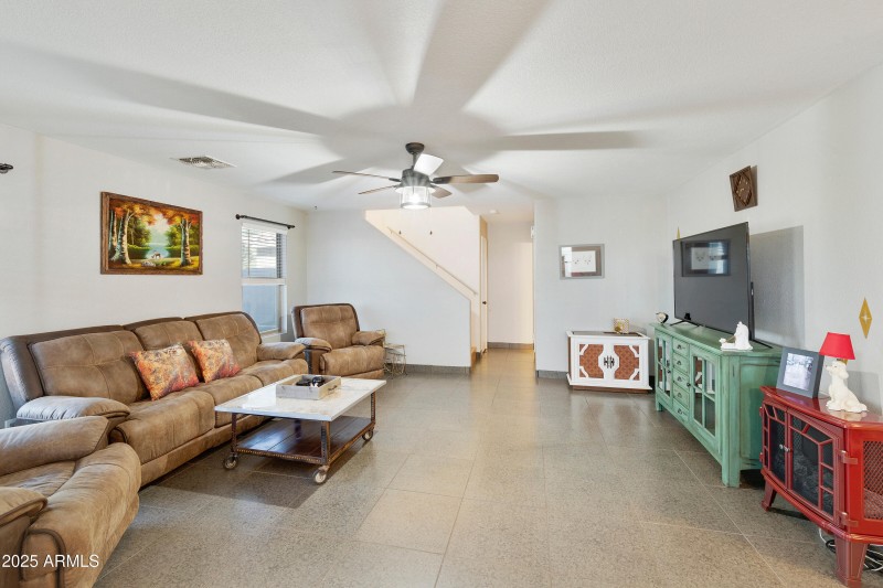 2258 E-007-015-dlb-MLS_Size