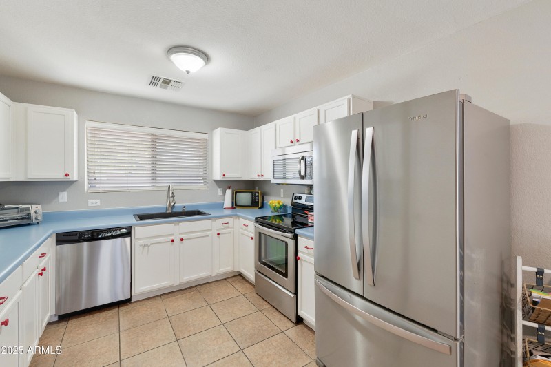 2258 E-010-037-dlb-MLS_Size