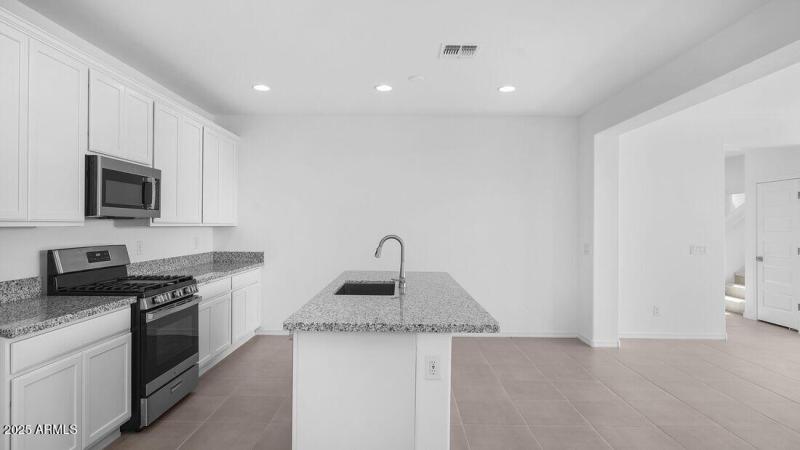 14631 W SAND HILLS Road-Ready Now!