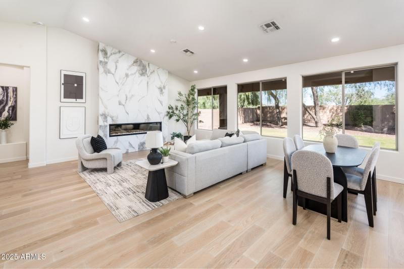 5106 E Wallace Ave - MLS-10