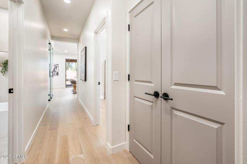 5106 E Wallace Ave - MLS-38