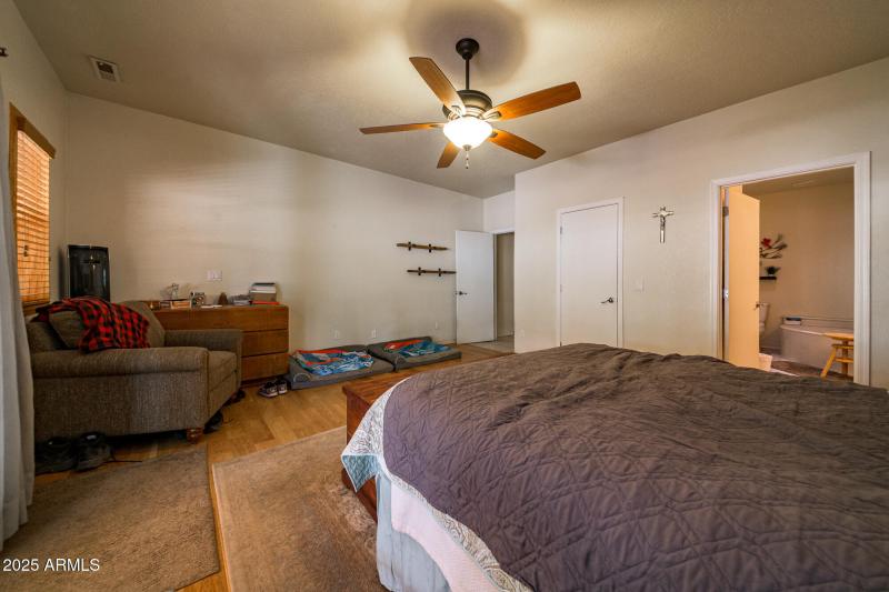 5455 E Cullum Ln, Flagstaff (18 of 76)