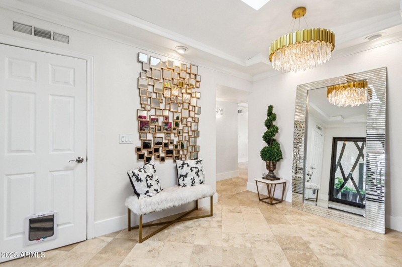 4-web-or-mls-8-web-or-mls-N 82nd St-L110