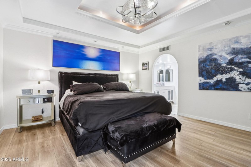 25-web-or-mls-41-web-or-mls-N 82nd St-L1