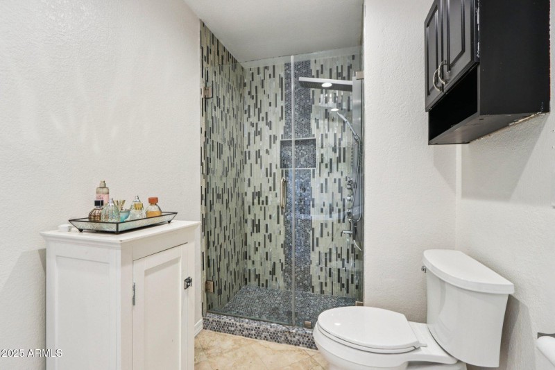 31-web-or-mls-52-web-or-mls-N 82nd St-L1