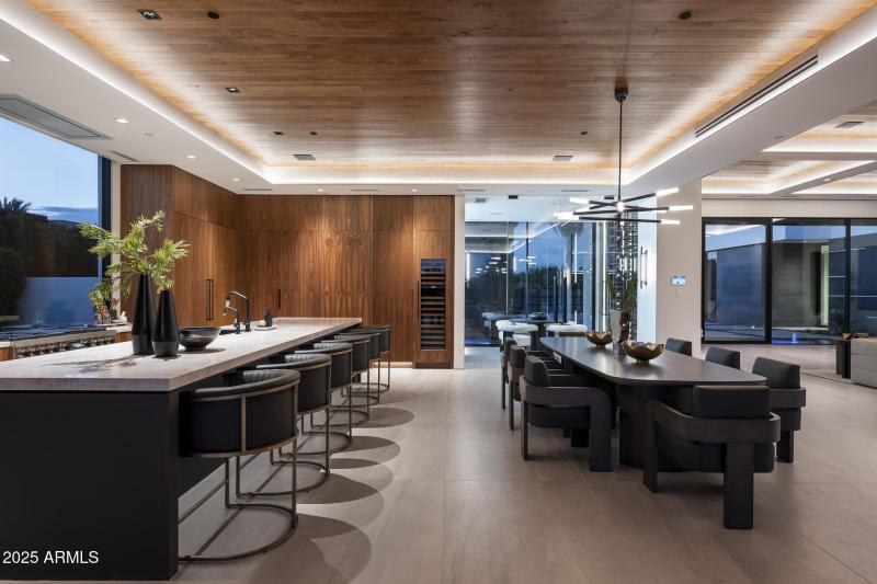 6911 E Jackrabbit Rd PV TopPics-23