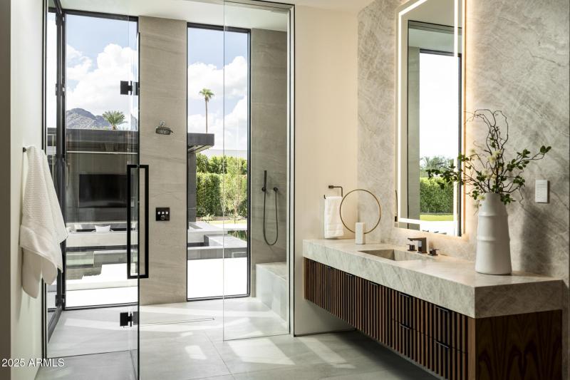 6911 E Jackrabbit Rd PV TopPics-34