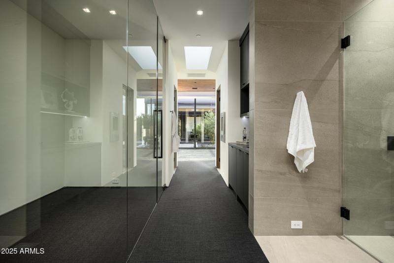 6911 E Jackrabbit Rd PV TopPics-42