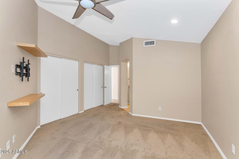 18624 N 39th St-large-013-020-TOD8843-15