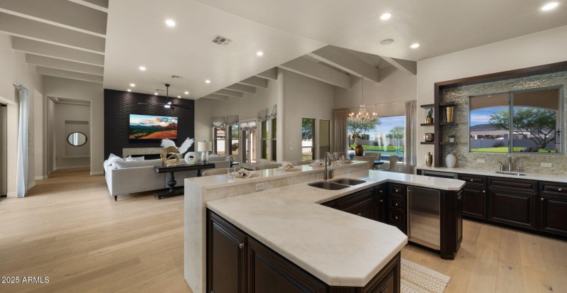 28-web-or-mls-Great Room Kitchen7