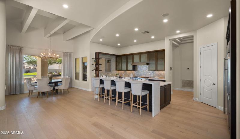 29-web-or-mls-Great Room Kitchen8