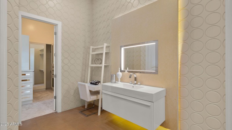 66-web-or-mls-Primary Bedroom6