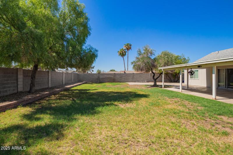 8503 W BLOOMFIELD RD