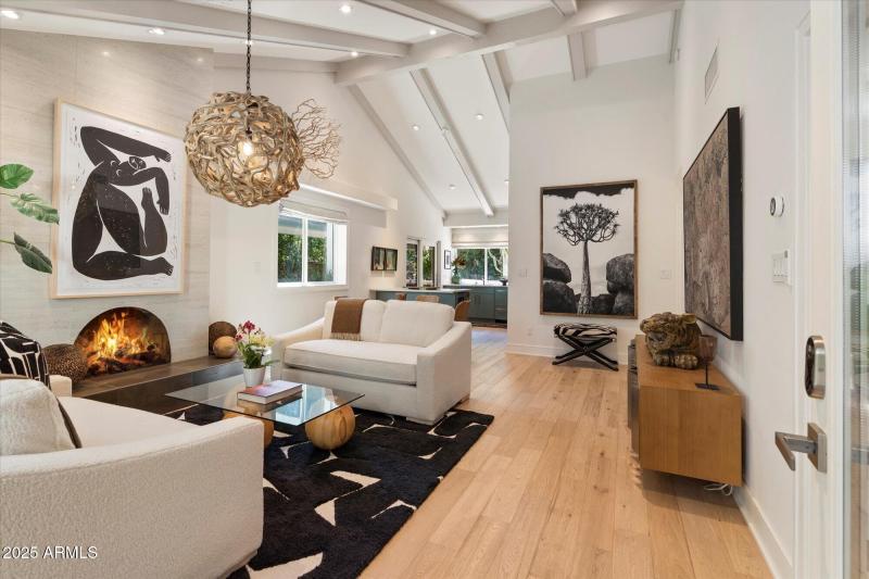 Living Room Upon Front Entry