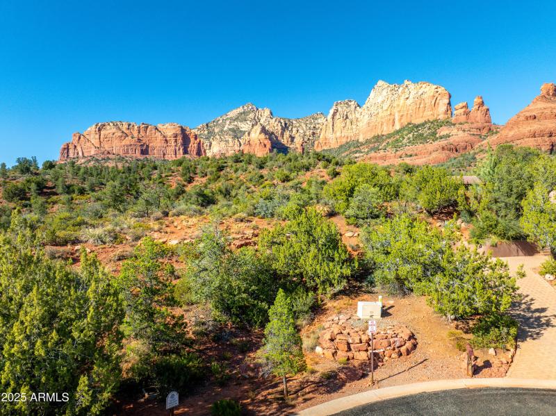65 Steamboat Trail