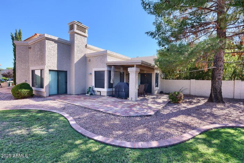 Covered Patio Area for Table and Chairs