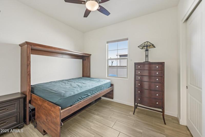 20-web-or-mls-N 205th Gln-S0110-020