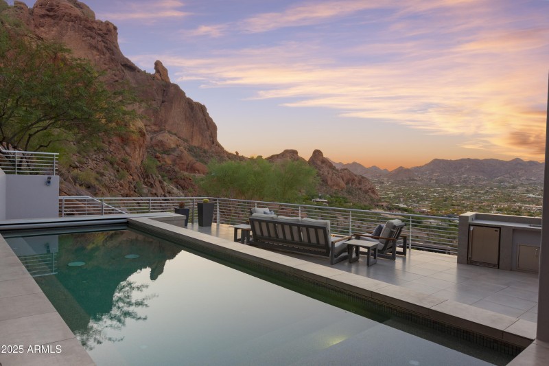 Amazing views from pool, 2nd sitting are