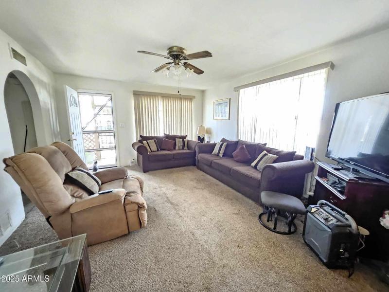 449520192_1129837281635258_1862699234504