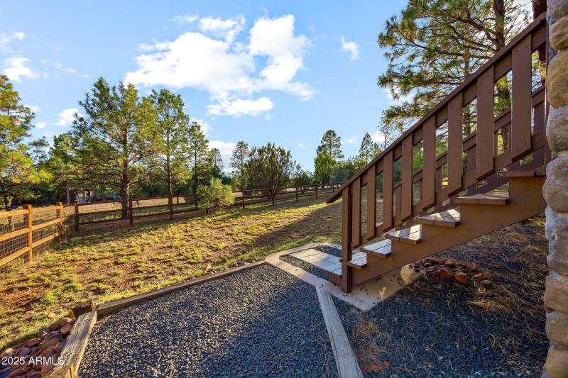 2758JaguarCir-Heber-AZ-30