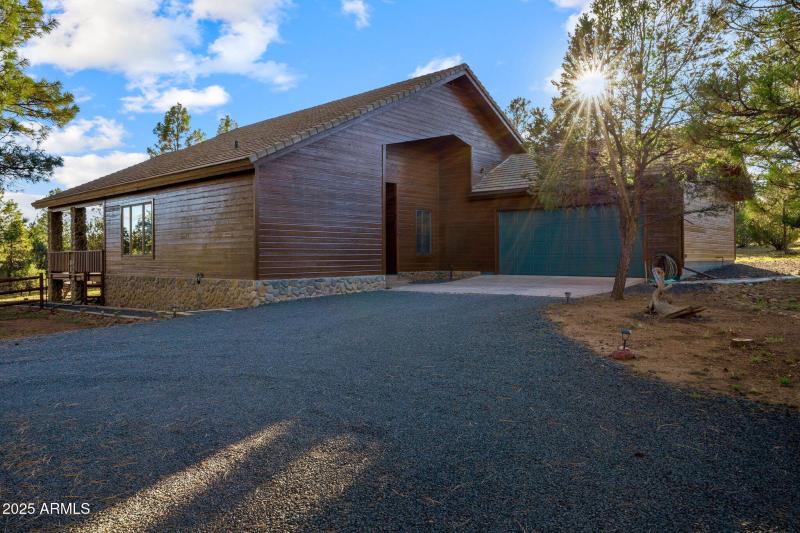 2758JaguarCir-Heber-AZ-1