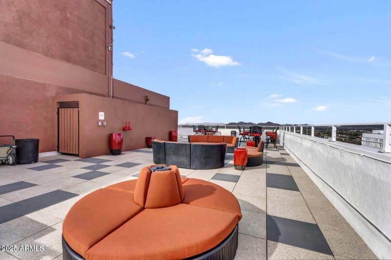 Roof Top Community Lounge