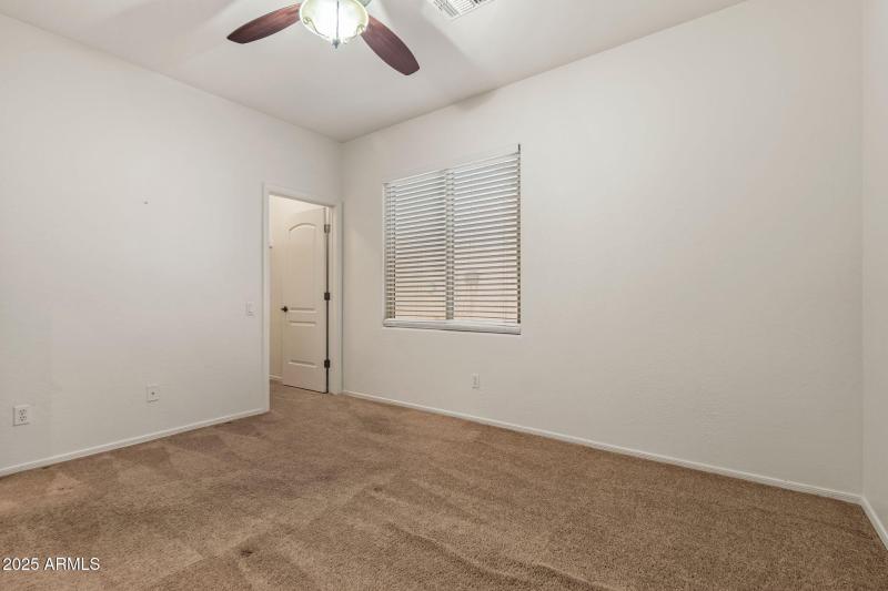 13-web-or-mls-12952 W Chapala Dr--13