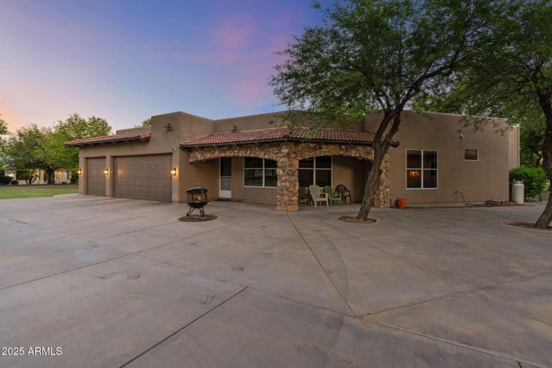 72-web-or-mls-8822-n-172nd-dr