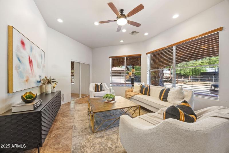 30-web-or-mls-8822-n-172nd-dr