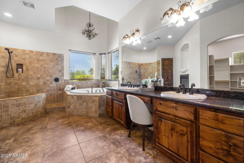 25-web-or-mls-8822-n-172nd-dr