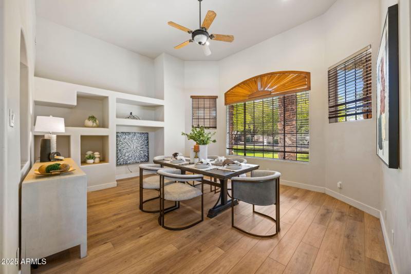 18-web-or-mls-8822-n-172nd-dr