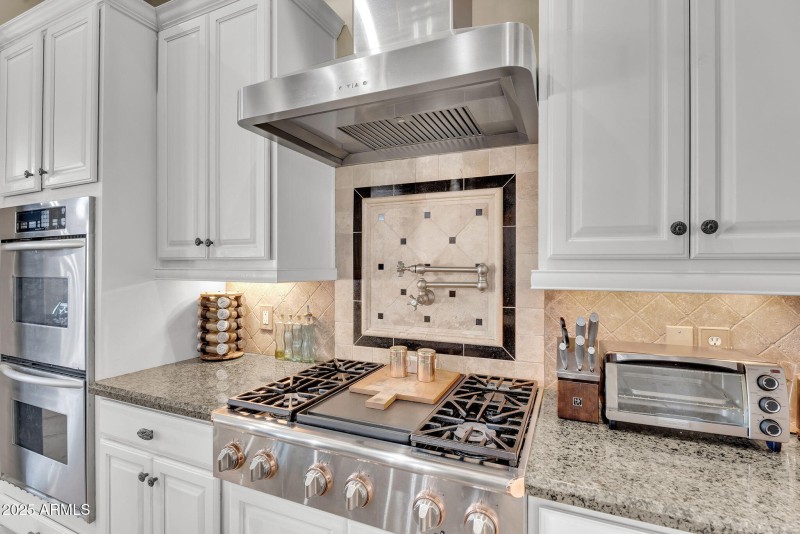 12-web-or-mls-Mewes-12