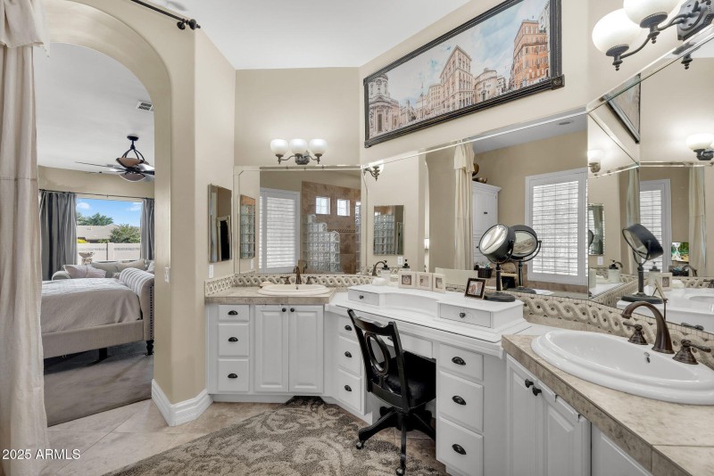 28-web-or-mls-Mewes-38