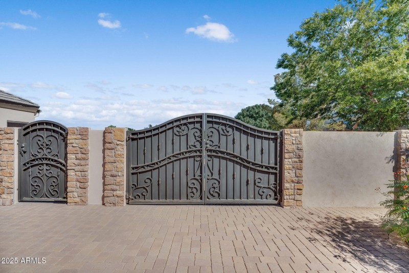 54-web-or-mls-Mewes-59