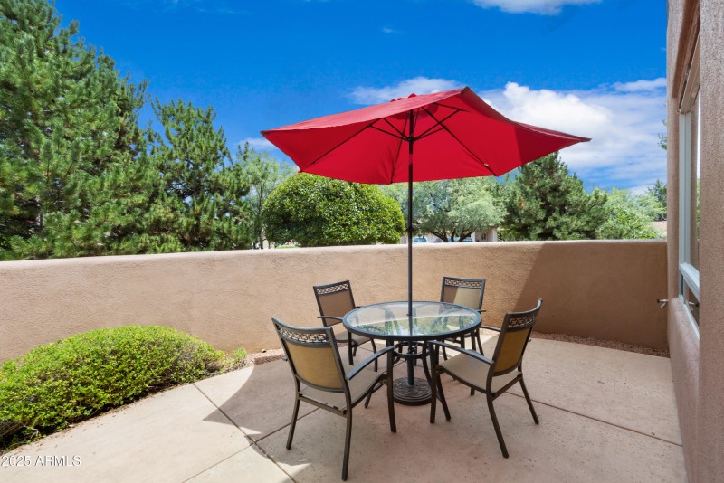 023_Patio