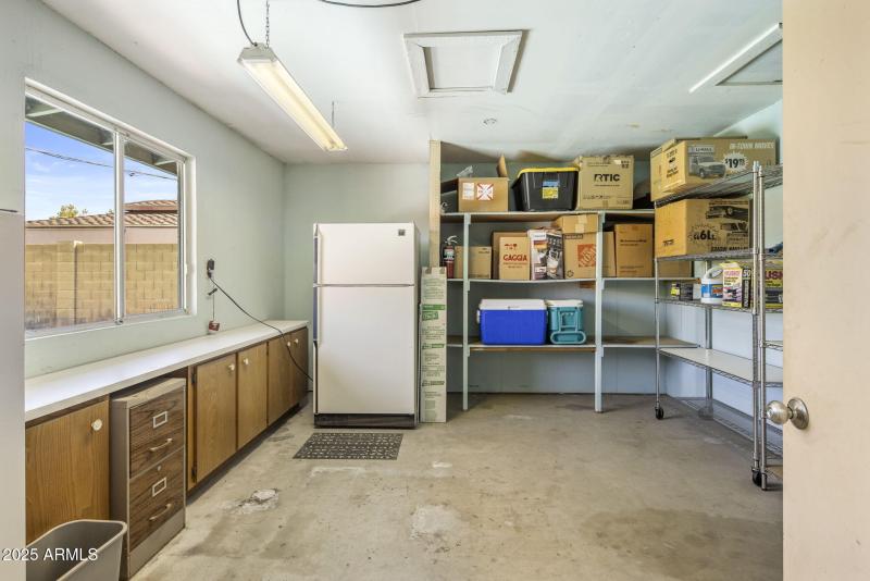 Attached Storage Room Not Inc in Sq Ft