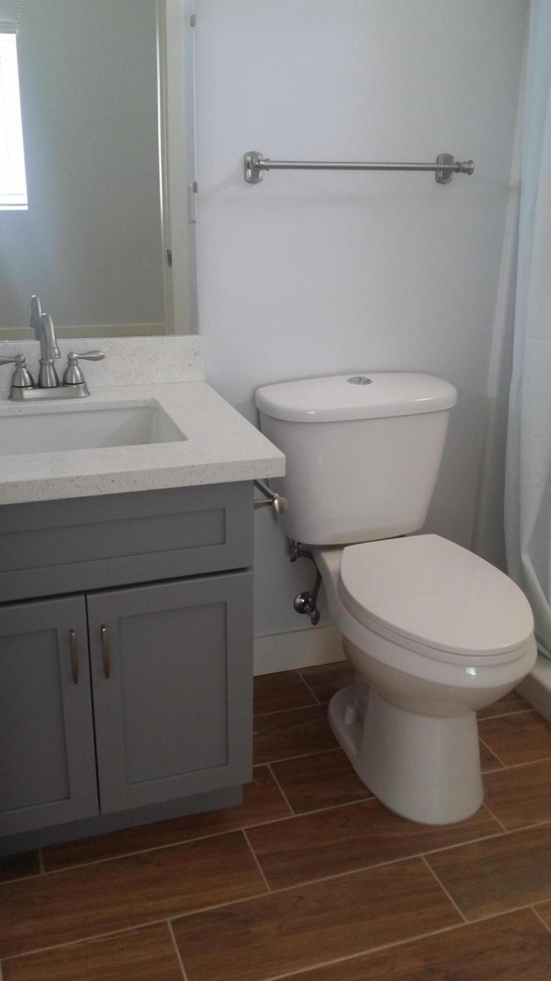 Upstairs Master Bath