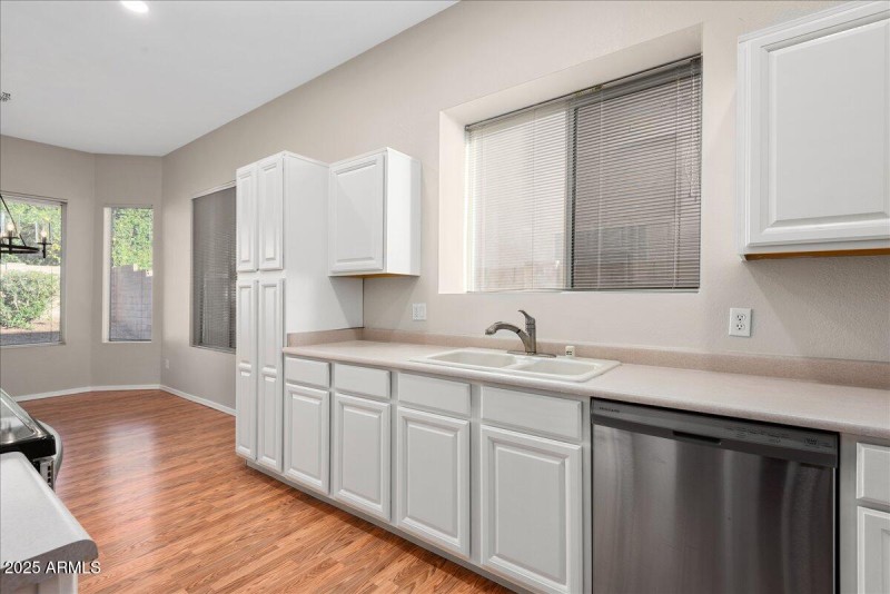 13-24225 North 39th Avenue 13